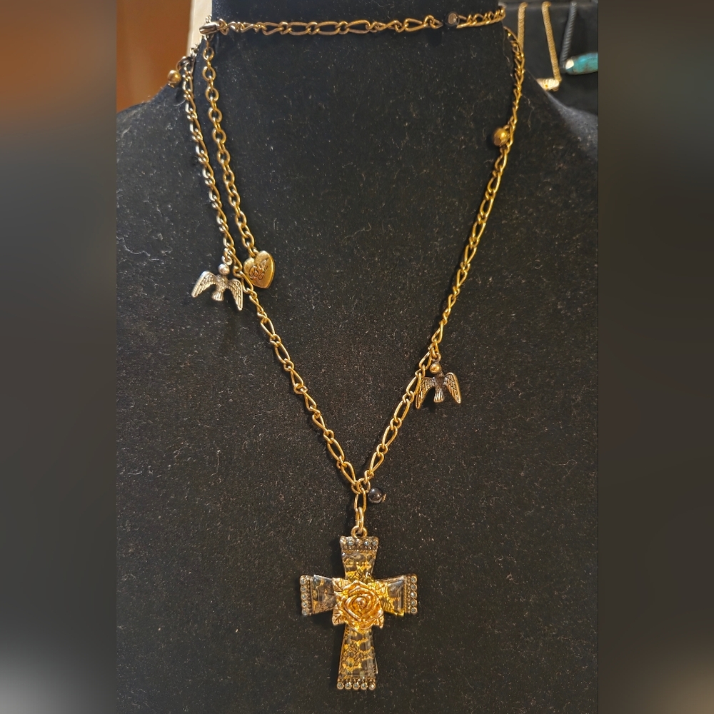 Betsey Johnson Vintage Animal/Lace Print Gold Cross Pendant Necklace - Picture 1 of 6